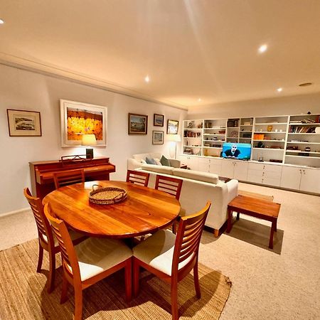3 Bdrm 2 Bthrm House Close To Canberra Cbd & Anu Zewnętrze zdjęcie