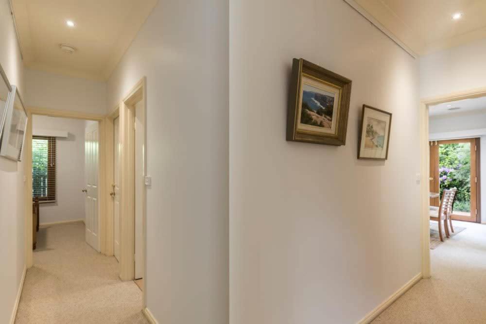 3 Bdrm 2 Bthrm House Close To Canberra Cbd & Anu Zewnętrze zdjęcie